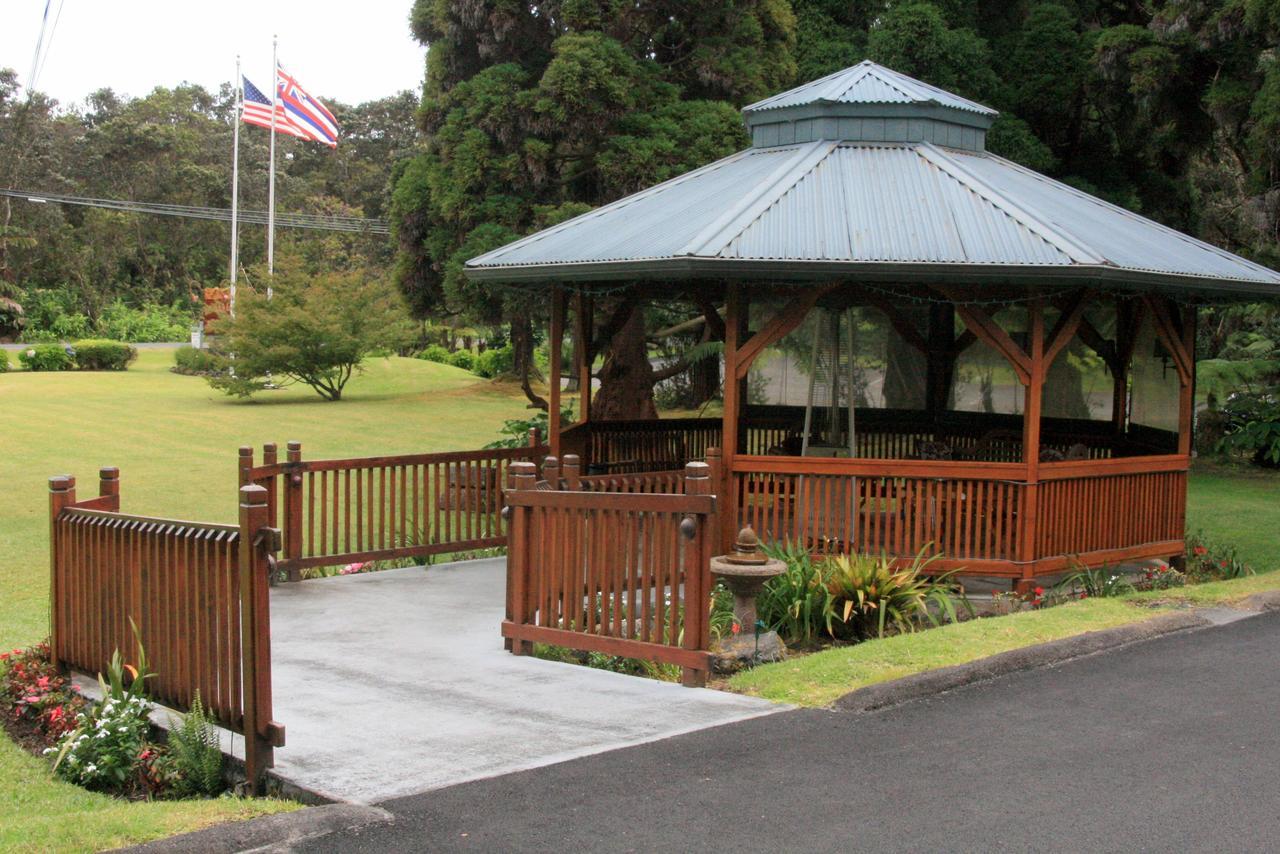 Kilauea Lodge And Restaurant Volcano Exteriör bild